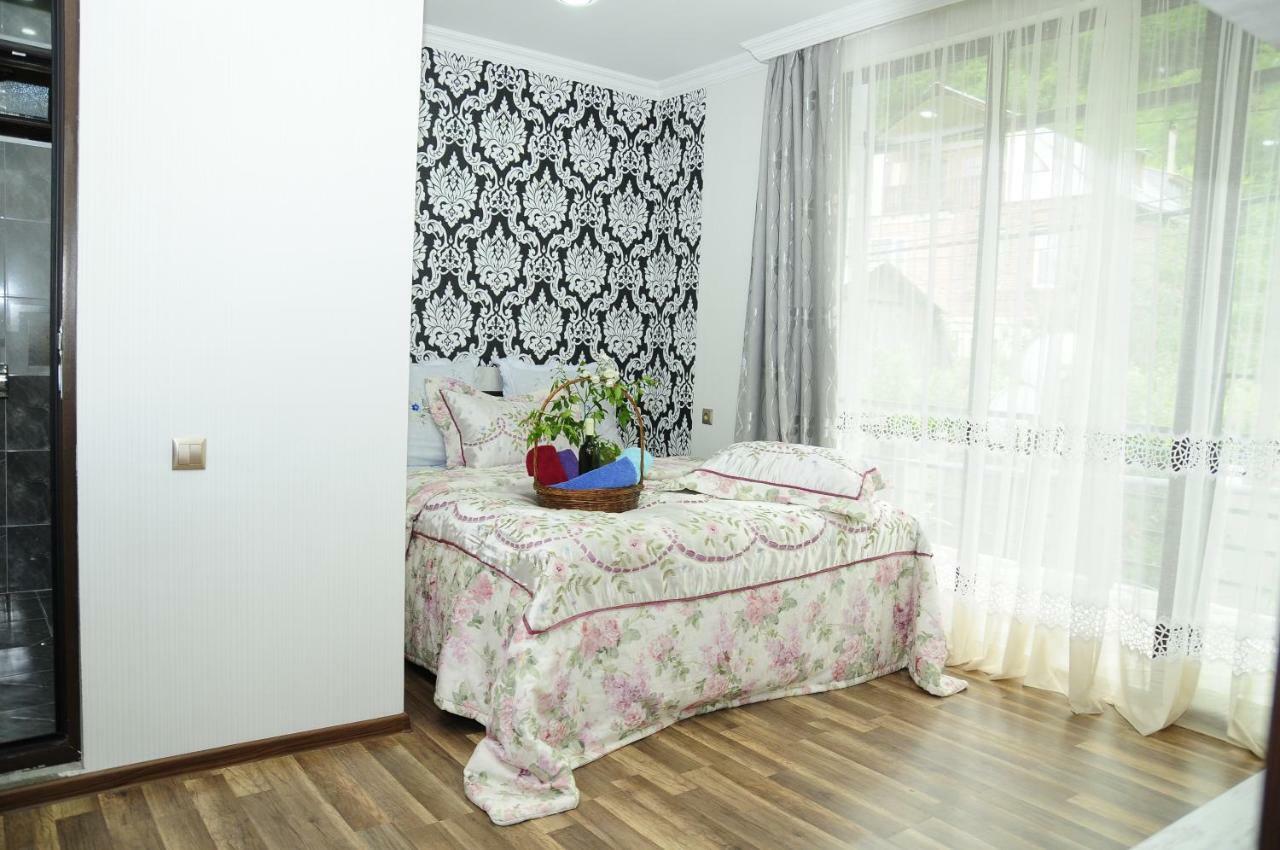Guest House IVO Bordjomi Extérieur photo